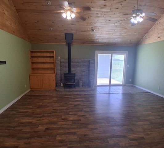 511 County Road Sw 3010, Mount Vernon, TX 75457