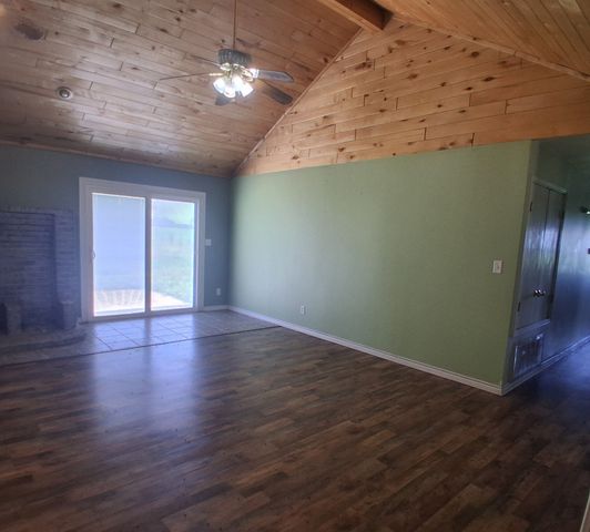 511 County Road Sw 3010, Mount Vernon, TX 75457