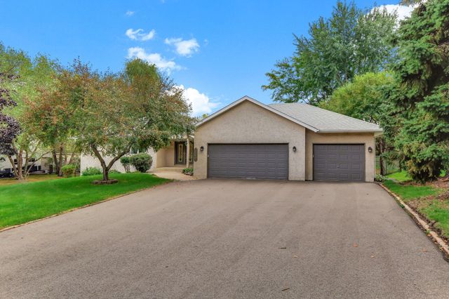 2646 Shadow Lane, Chaska, MN 55318