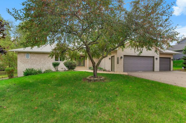 2646 Shadow Lane, Chaska, MN 55318
