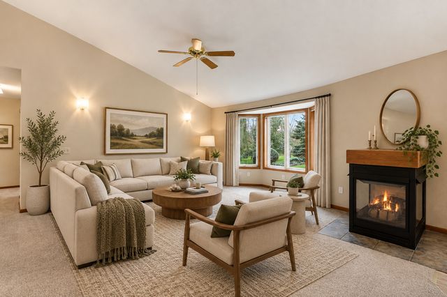 2646 Shadow Lane, Chaska, MN 55318