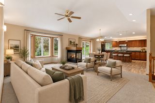 2646 Shadow Lane, Chaska, MN 55318