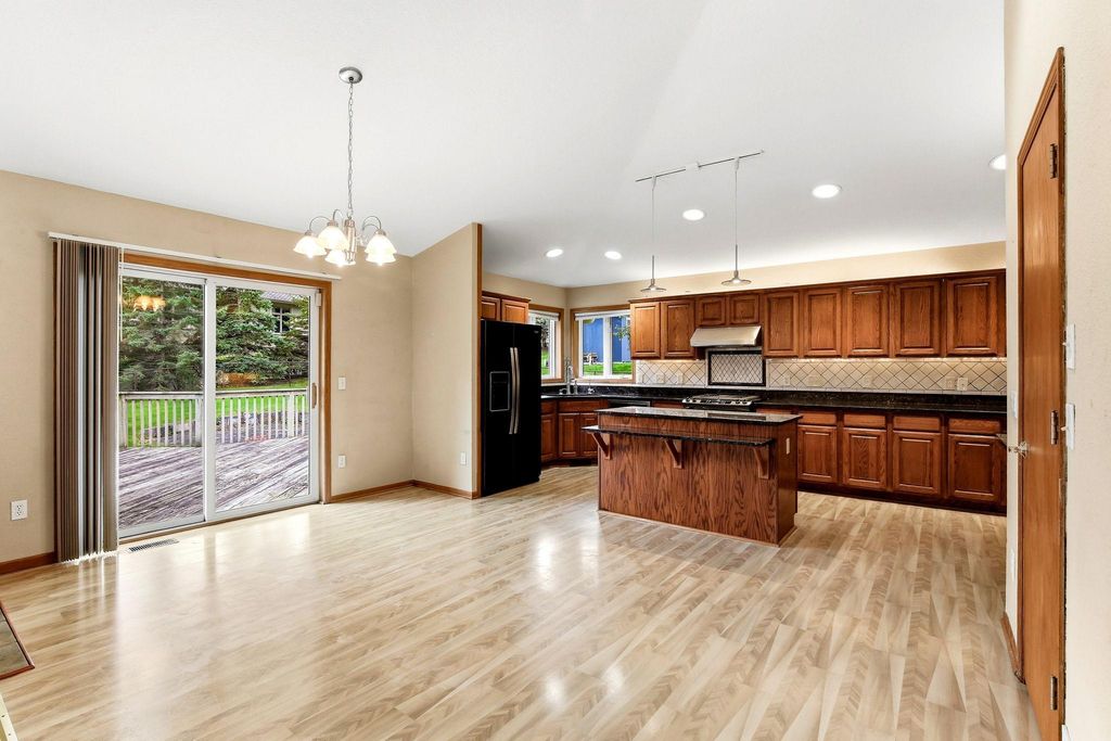 2646 Shadow Lane, Chaska, MN 55318 — photo 5
