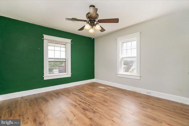 636 FAULKNER AVE, Martinsburg, WV 25401