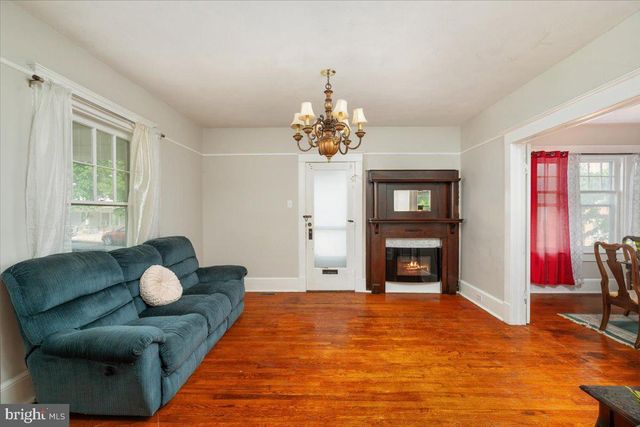 636 FAULKNER AVE, Martinsburg, WV 25401