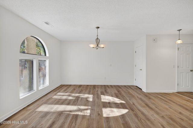 935 Birch Creek Drive, Wilmington, NC 28403