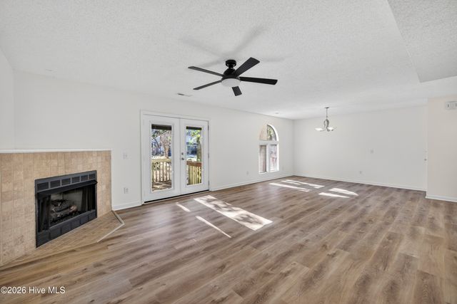 935 Birch Creek Drive, Wilmington, NC 28403