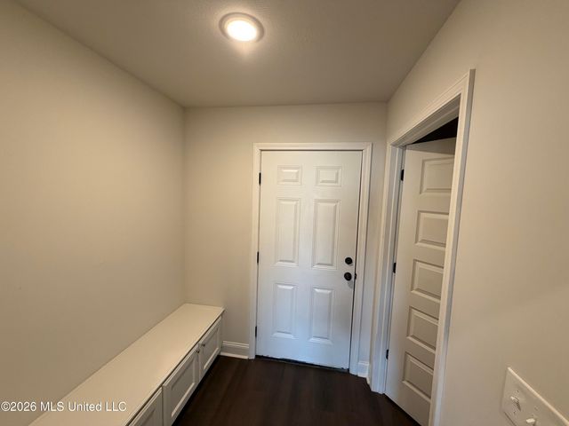 464 Silver Hill Drive, Pearl, MS 39208