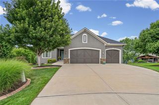8425 Brunswick Street, Lenexa, KS 66227