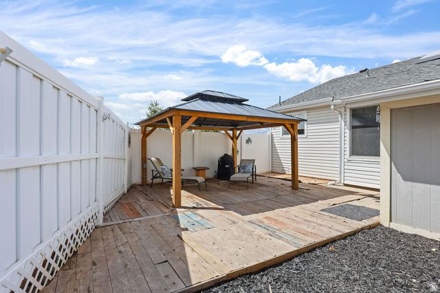 5048 S 4000 W, Roy, UT 84067
