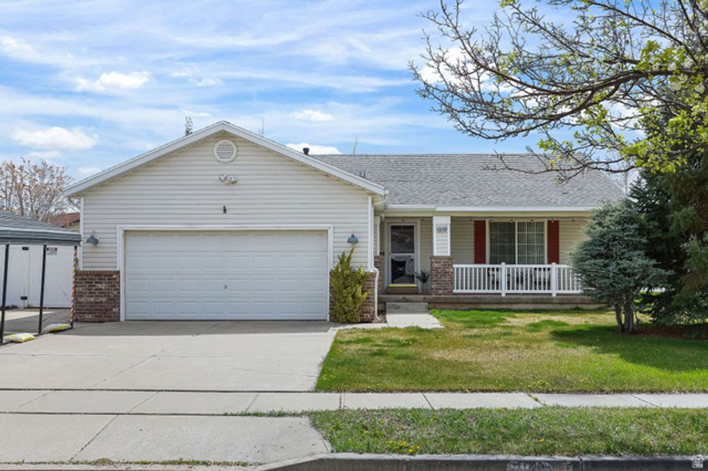 5048 S 4000 W, Roy, UT 84067