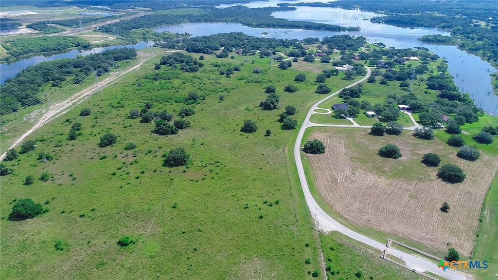 Image 1 of property listing at Lot 46 Perdido Pointe Estates, Victoria, TX 77905