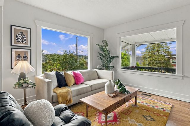 2316 29th Avenue S, Seattle, WA 98144