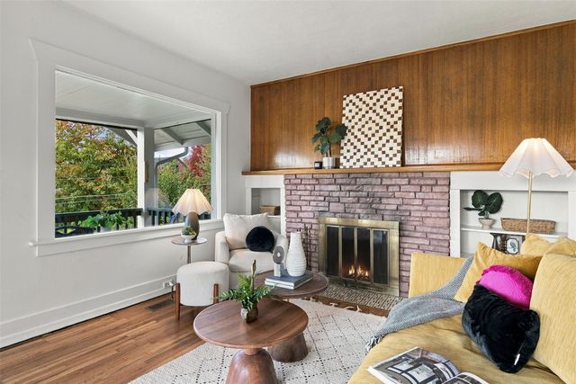 2316 29th Avenue S, Seattle, WA 98144