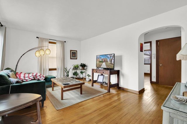 4376 S Adams AVENUE, Milwaukee, WI 53207