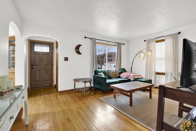 4376 S Adams AVENUE, Milwaukee, WI 53207