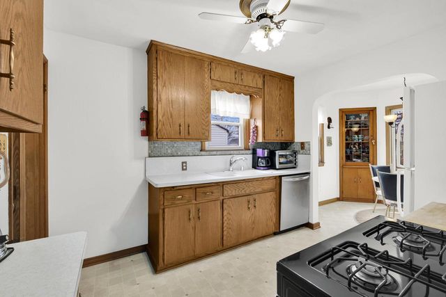 4376 S Adams AVENUE, Milwaukee, WI 53207