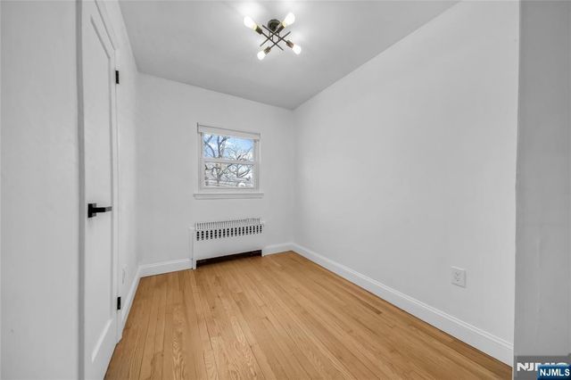 595 Knickerbocker Road, Tenafly, NJ 07670