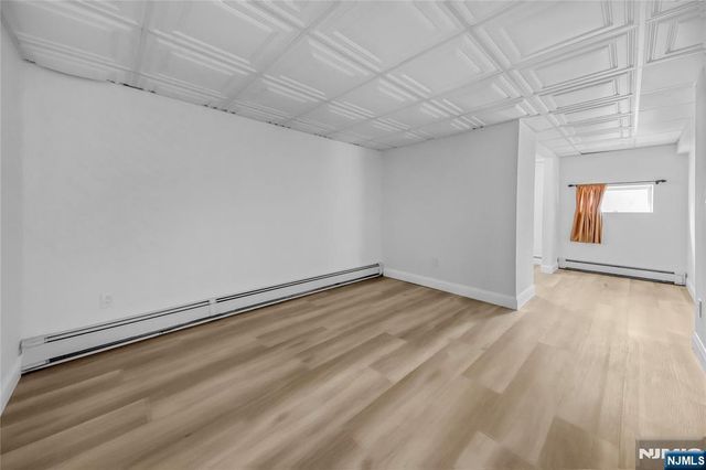 595 Knickerbocker Road, Tenafly, NJ 07670