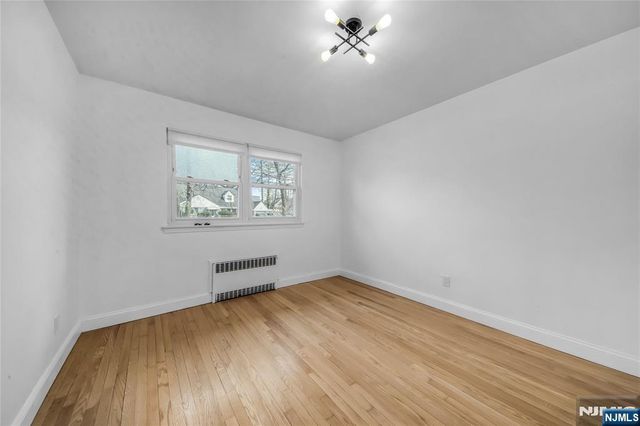 595 Knickerbocker Road, Tenafly, NJ 07670