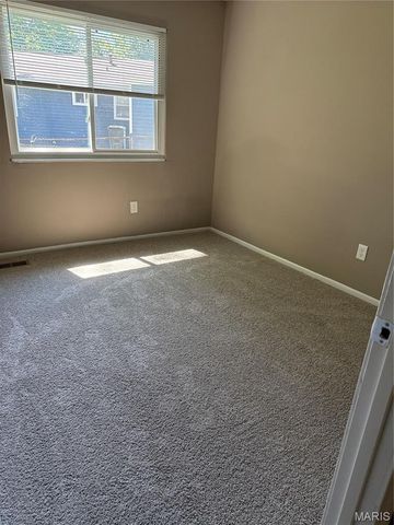 2423 Soundview Court, Florissant, MO 63031