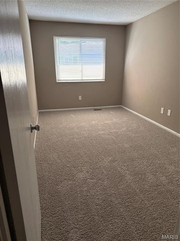 2423 Soundview Court, Florissant, MO 63031