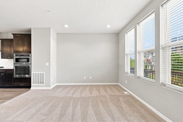 5140 Hampton Street NE, Prior Lake, MN 55372