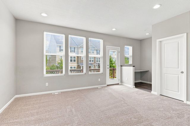 5140 Hampton Street NE, Prior Lake, MN 55372