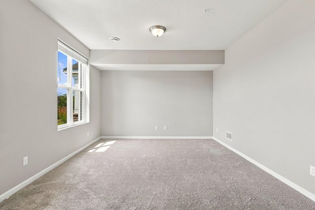 5140 Hampton Street NE, Prior Lake, MN 55372