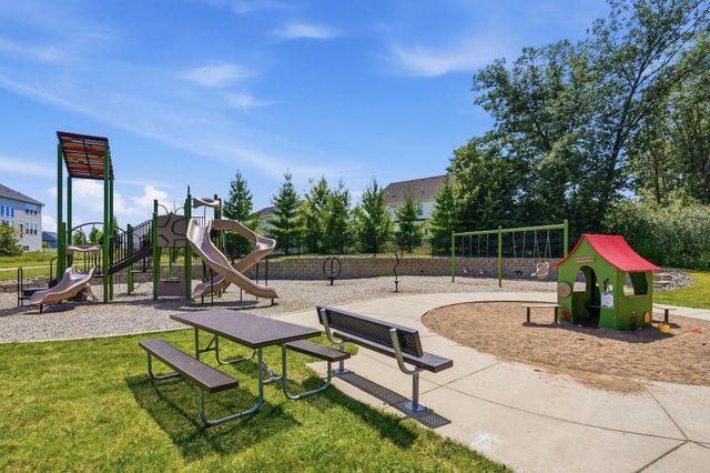 5140 Hampton Street NE, Prior Lake, MN 55372