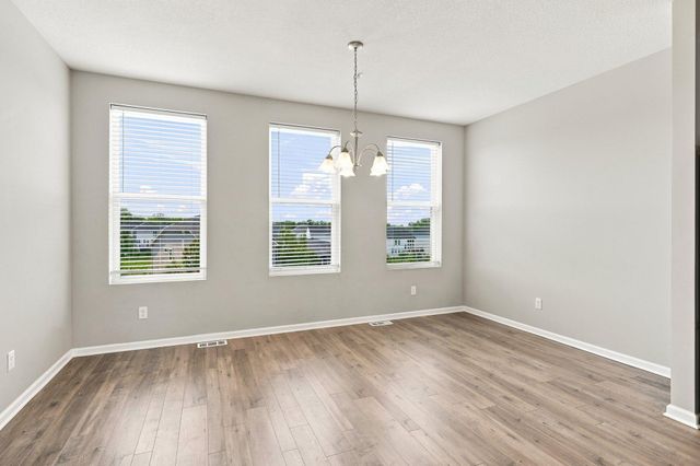5140 Hampton Street NE, Prior Lake, MN 55372