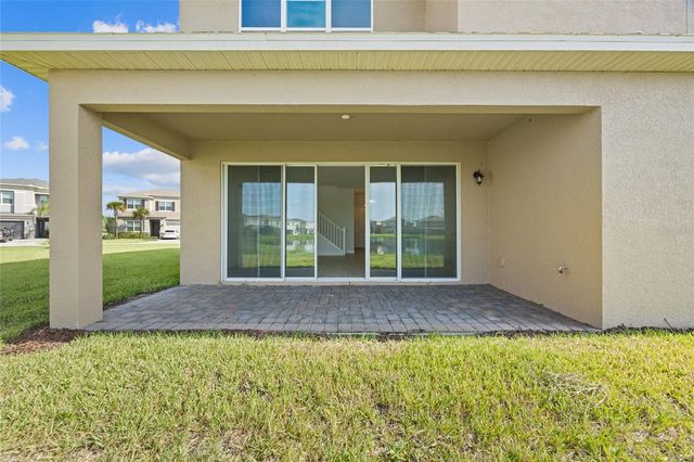 32684 TAMARIND GROVE LANE, Wesley Chapel, FL 33543