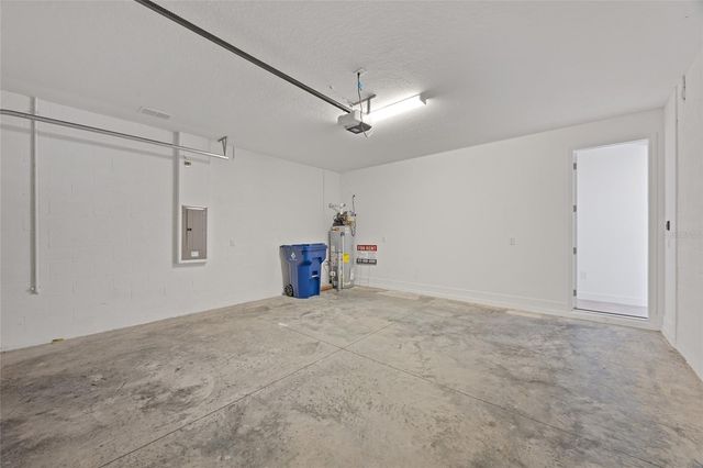 32684 TAMARIND GROVE LANE, Wesley Chapel, FL 33543