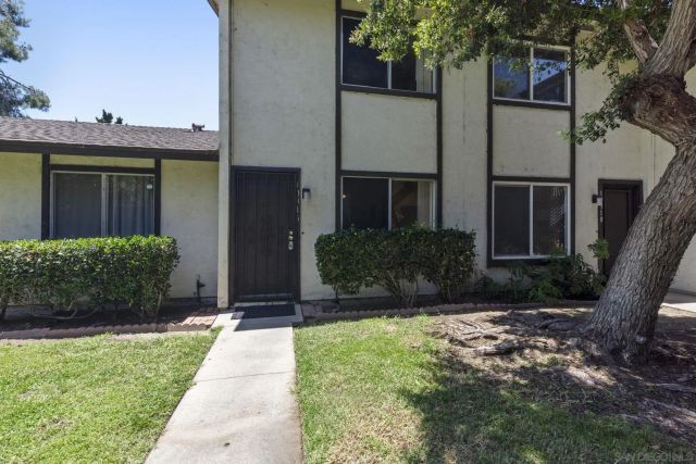 10316 Carefree Dr, Santee, CA 92071