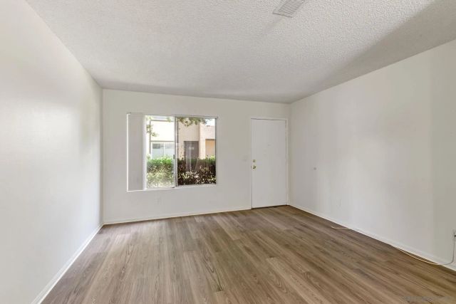 10316 Carefree Dr, Santee, CA 92071