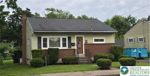 235 South Main Street, Quakertown Boro, PA 18951