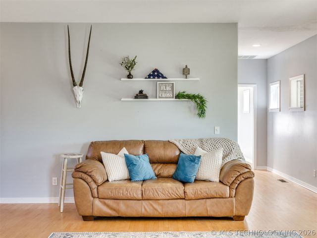 19655 S Harvard Avenue, Mounds, OK 74047