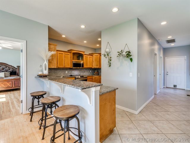 19655 S Harvard Avenue, Mounds, OK 74047