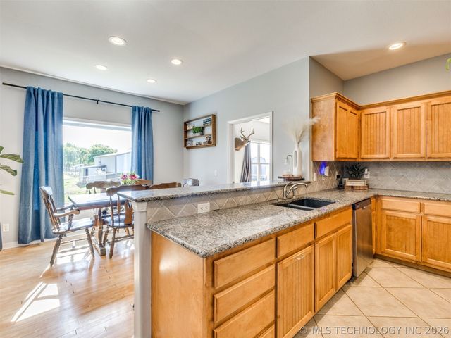 19655 S Harvard Avenue, Mounds, OK 74047