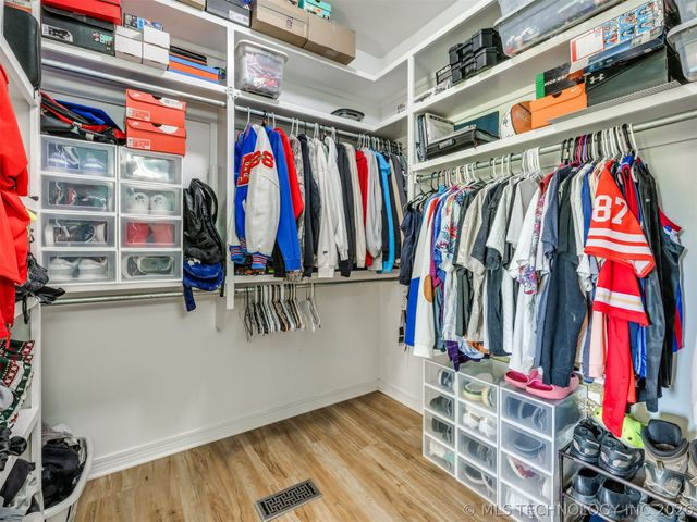 19655 S Harvard Avenue, Mounds, OK 74047