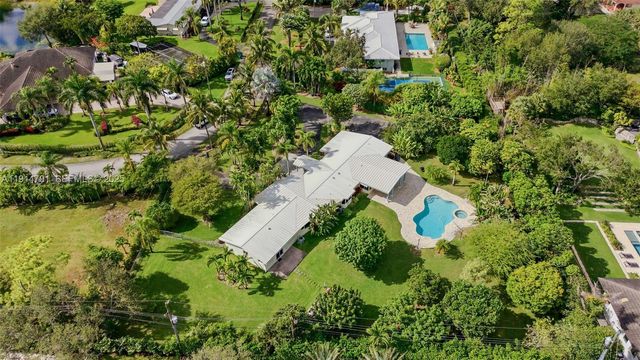 8001 SW 66th Ter, Miami, FL 33143