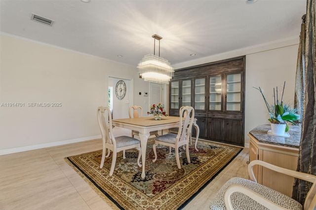 8001 SW 66th Ter, Miami, FL 33143