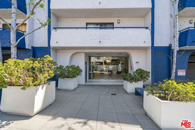 10982 Roebling Avenue 464, Los Angeles, CA 90024