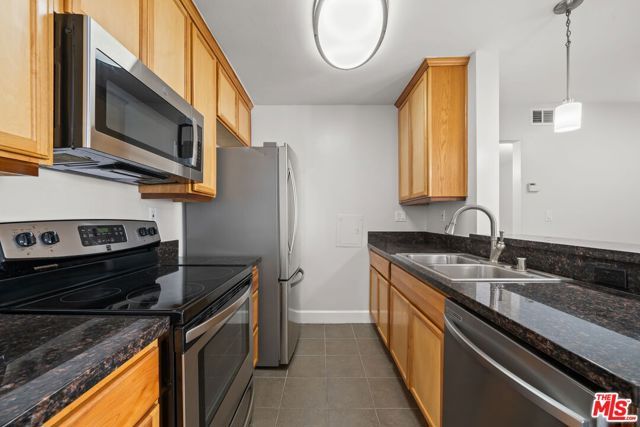 10982 Roebling Avenue 464, Los Angeles, CA 90024