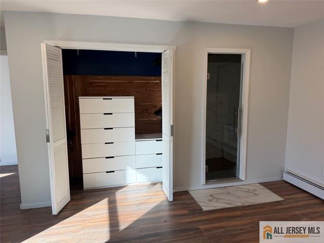 31 Ardsley Court, East Brunswick, NJ 08816