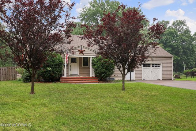 47 Phalanx Road, Lincroft, NJ 07738