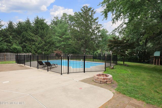 47 Phalanx Road, Lincroft, NJ 07738