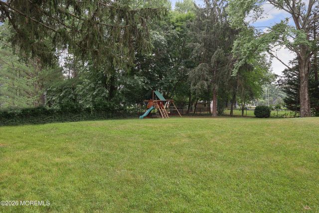 47 Phalanx Road, Lincroft, NJ 07738