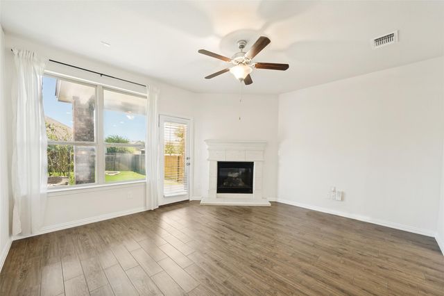 4101 Presidio LN, Round Rock, TX 78681