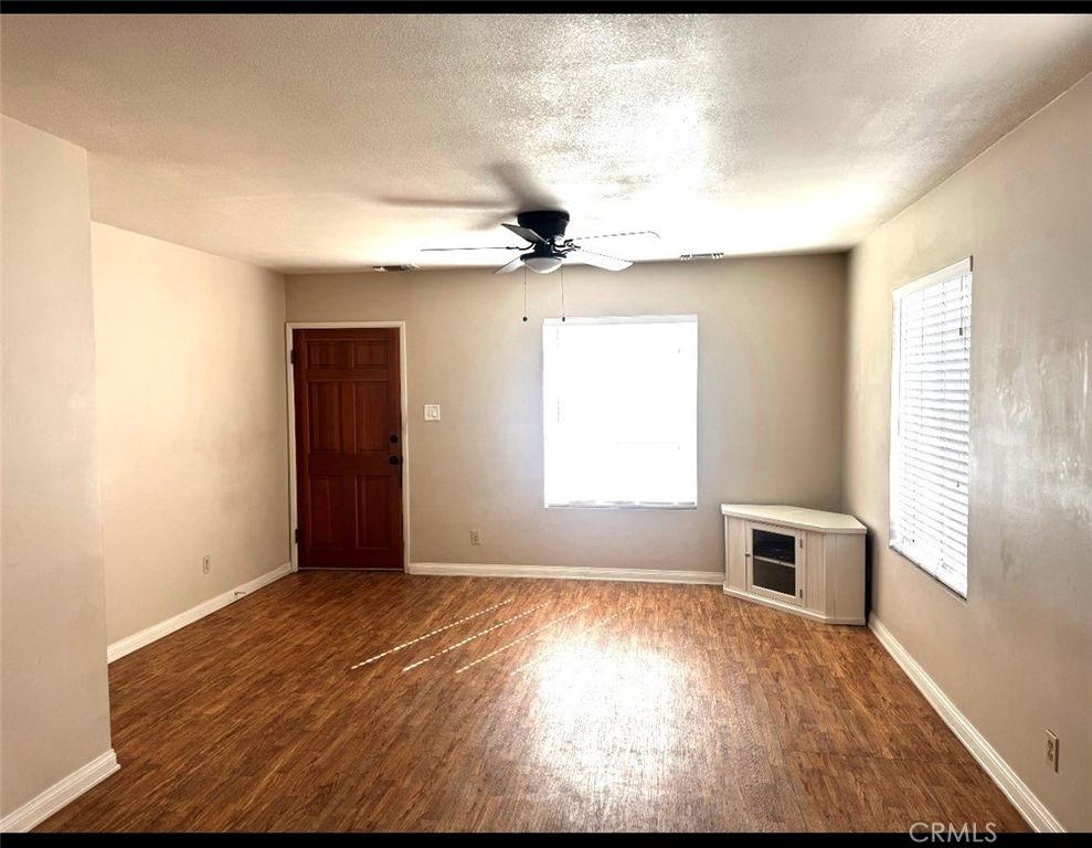 399 Amalia, East Los Angeles, CA 90022 — photo 5